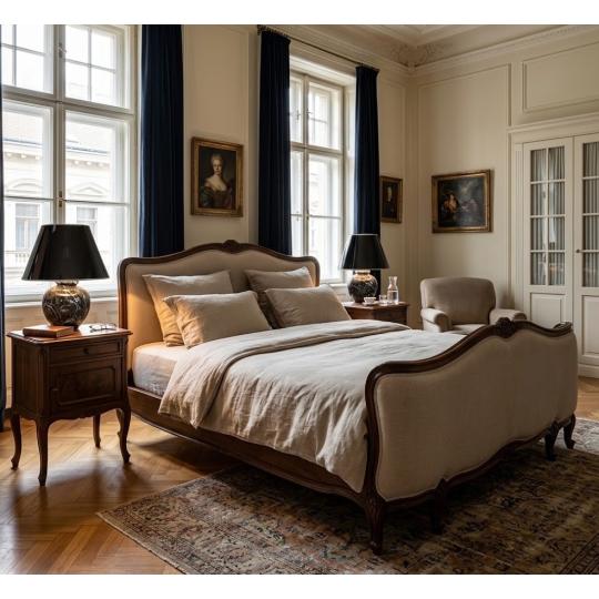 fekete marvany mintas haloszoba keramia asztali lampa fekete lampabura mediterran polgari haloszoba komod vilagitas luxus elegans kastely villa.jpg